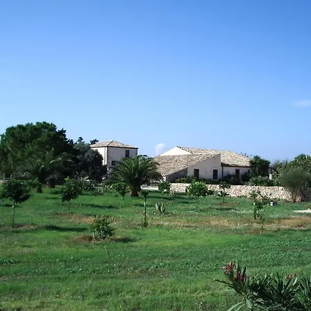 בית חווה Pozzo Di Mazza